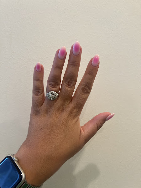 Luxury Nail Bar 4