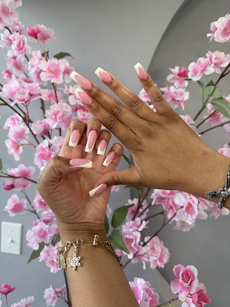 Ulux Nail Spa - Preston Hollow 3