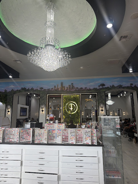 Dallas Nail Bar & Spa