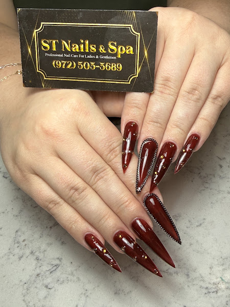 ST Nails & Spa 3
