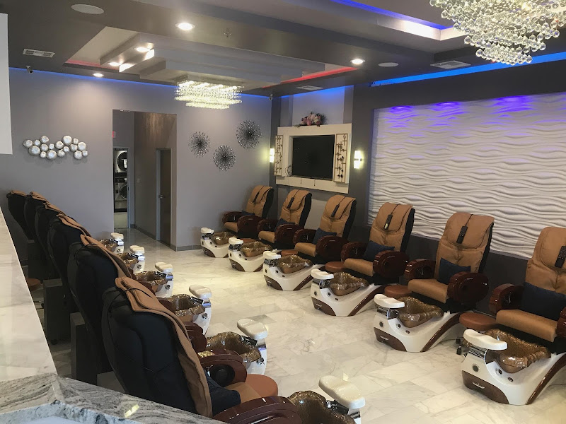 Signature Nail Bar & Spa 2