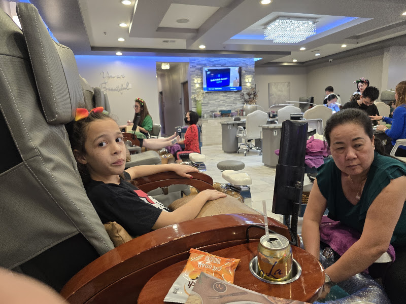 Signature Nail Bar & Spa 3