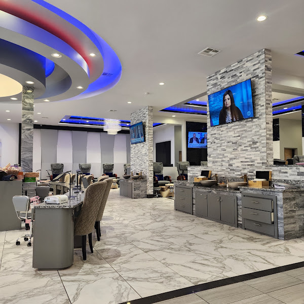Castle Nail Spa 3