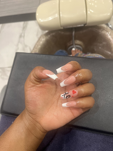 Castle Nail Spa 4