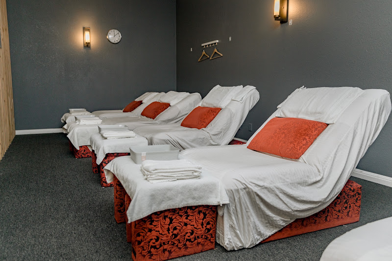 Royal Foot Massage 4