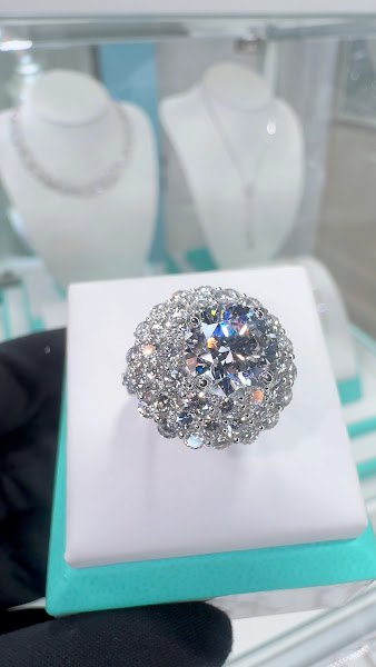 Minh Hang Diamond & Jewelry Inc. 2