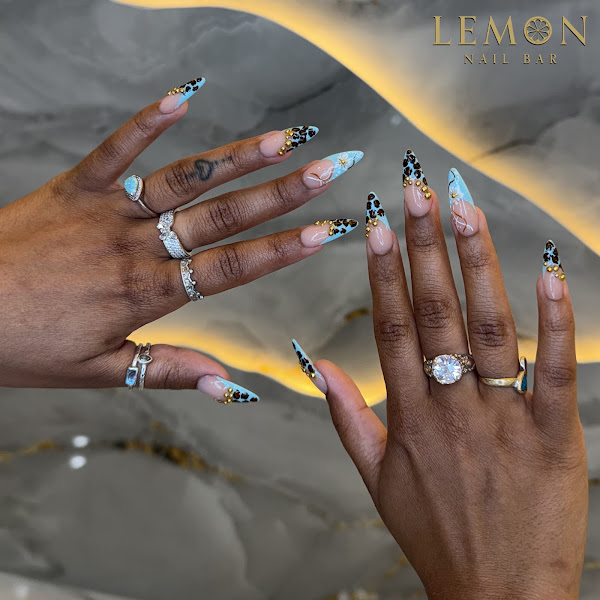 LEMON NAIL BAR