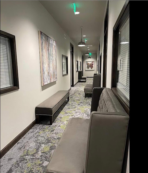 City Salon Suites & Spa - Inwood 4
