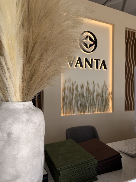 VANTA NAIL BAR