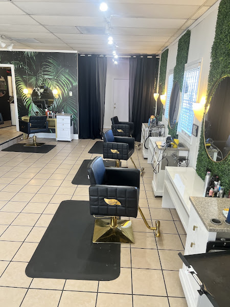 Ultra Glam Salon 1
