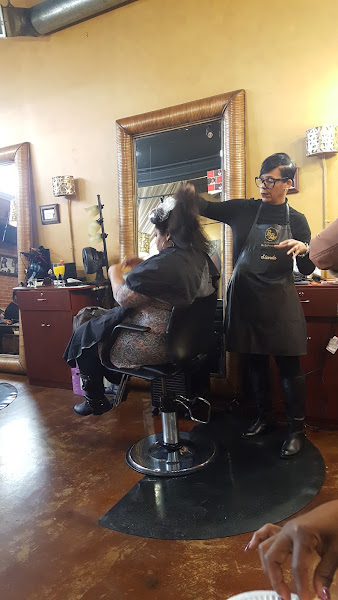 Hair Lounge 2
