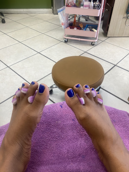 Q-1 Nails 3