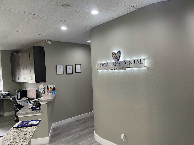 Royal Lane Dental Center - Best Dentist in Dallas | Clear Aligners and Veneers in Dallas