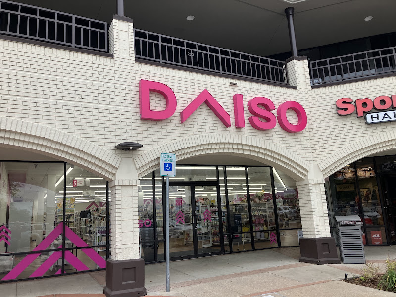 Daiso - Japanese Household Goods 1
