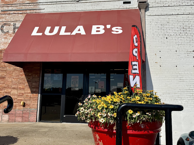 Lula B's Oak Cliff Vintage Shop 1