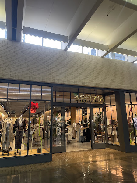 Aritzia