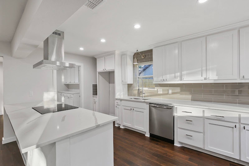 Elite Living Realty 4