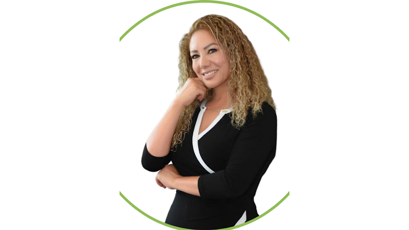 Laura Lopez Broker | Eco Agent Realty International 1