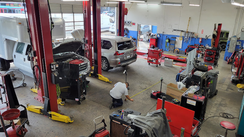 Car Repair Shop Dallas - Foreign Automotive Repair Service 2