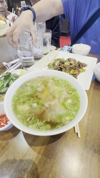 Bep Saigon Asian Restaurant 2