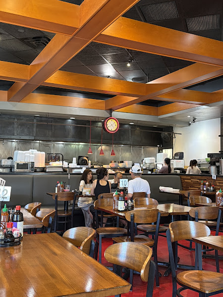 Bep Saigon Asian Restaurant 3