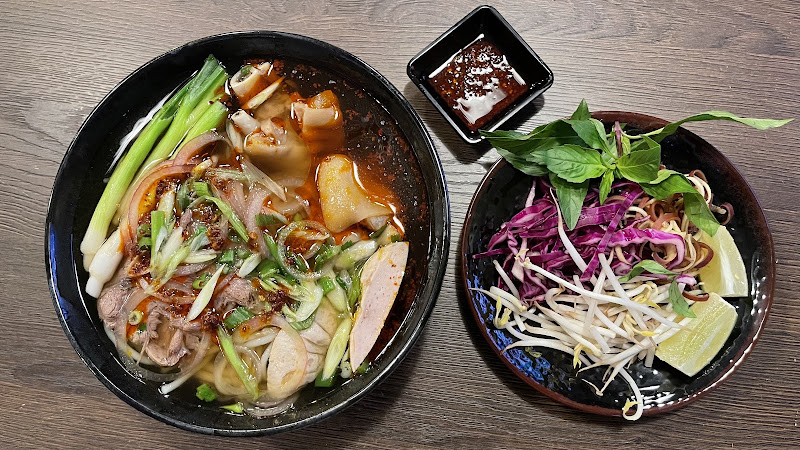 UTea Kitchen 3