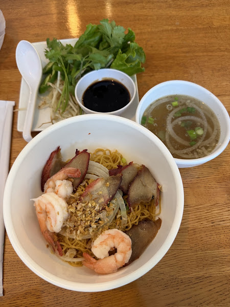 V-Nam Bistro 3