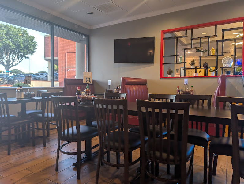 Hung Ky Asian Kitchen 3