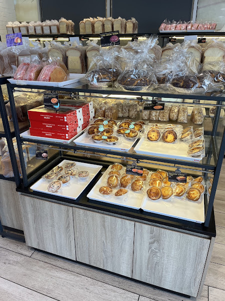 85°C Bakery Cafe - Lakeline 5