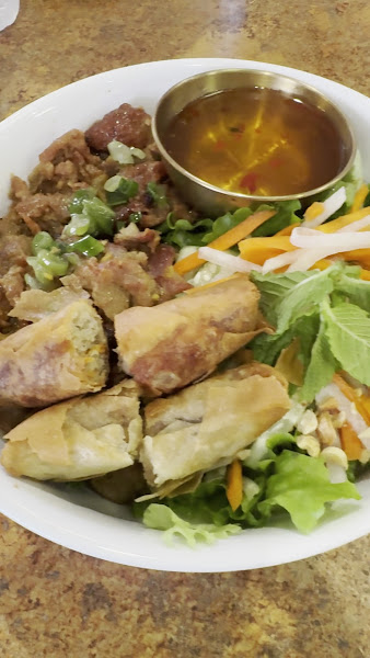 Fresh Bowl Restaurant 2