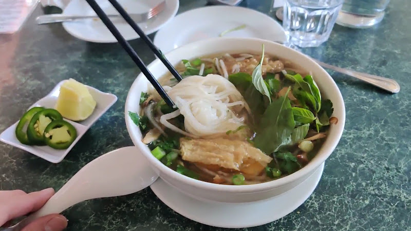 Âu Lạc 2