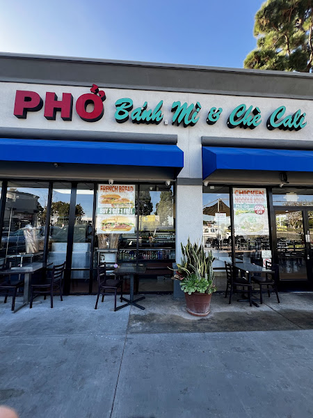 Phở Bánh Mì & Chè Cali