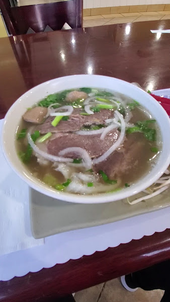 Phở Bánh Mì & Chè Cali 2