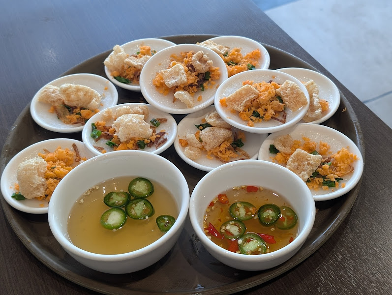Ngu Binh Restaurant 4