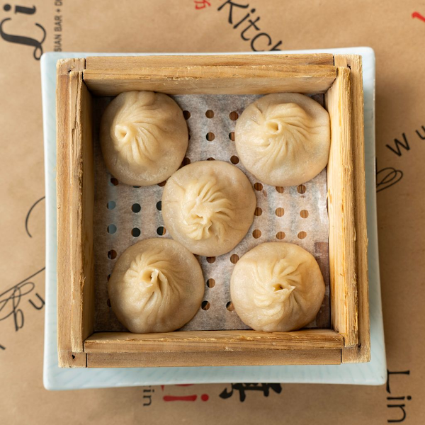 Lin Asian Bar + Dim Sum 4