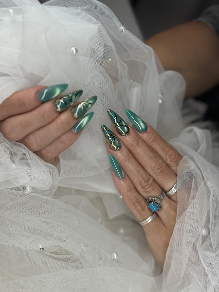 MODERN NAILS LOUNGE SPA ( modernnailsatx ) 3
