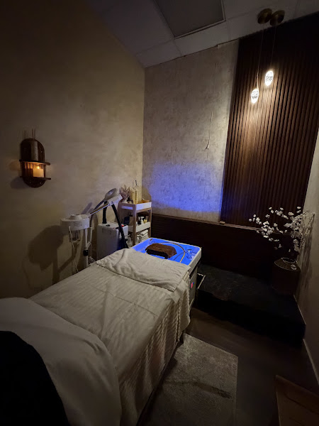Glos + Glow Head Spa and Nails 2