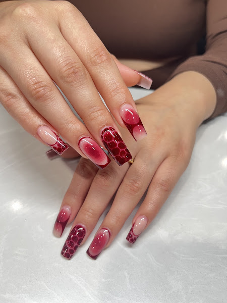 Relax Nails & Spa 4