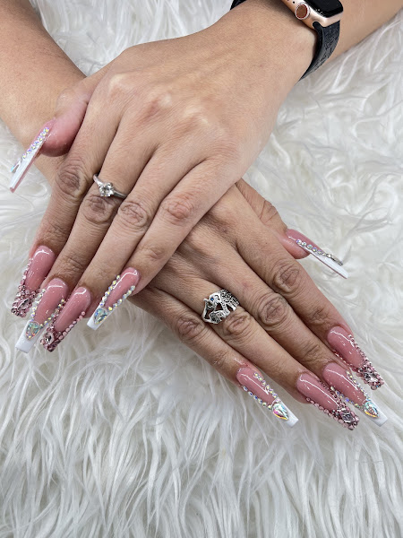 Luxx Nail Bar | Manor 4