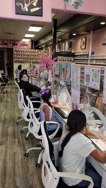 Legacy Nails and Lashes Elgin TX 2