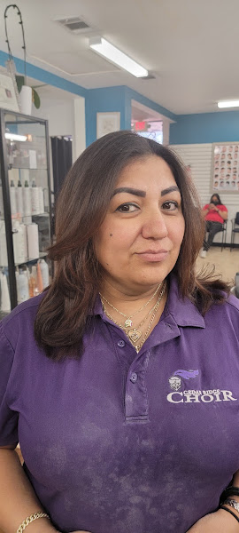Aana's Beauty Salon 3