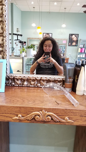 Scissors Sound Hair Salon 3