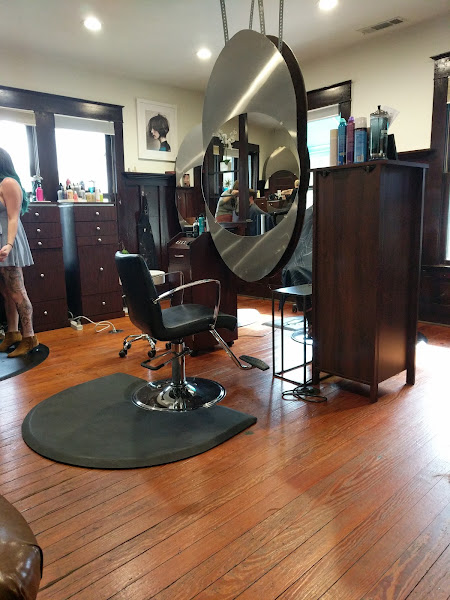 Vain Salon ATX 2