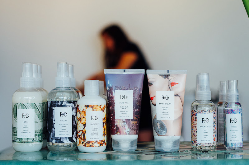 Little Sister Salon / I Love You Pink 5