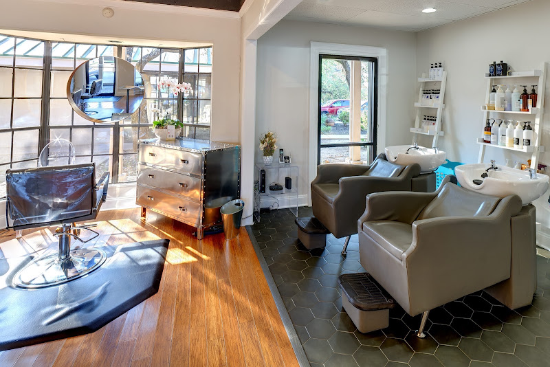 3636 Salon & Barbershop 4