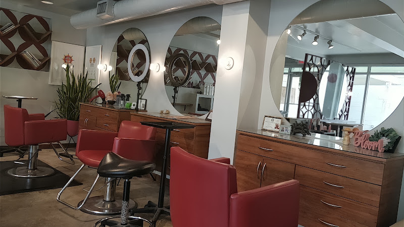 Path Salon Balcones 3