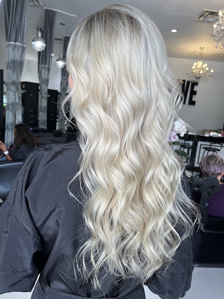 Dolce Salon