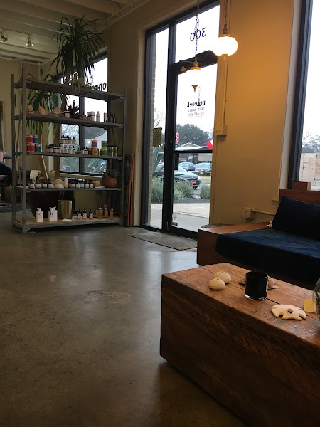 Peacock Salon 4