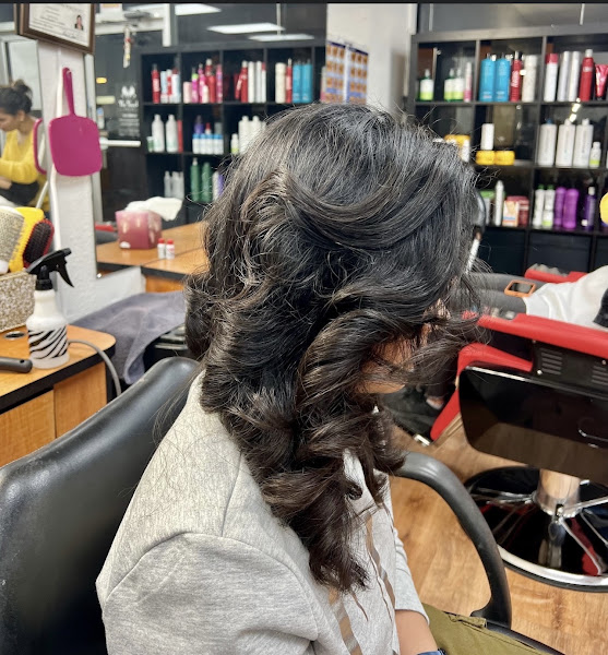 The Touch Salon 3