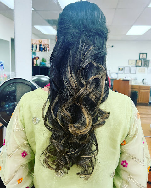 The Touch Salon 4